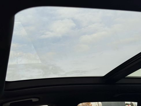 Used 2026 Mercedes-Benz GLE 350 4MATIC image 32