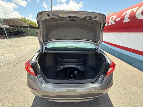 Used 2019 Honda Accord LX image 18