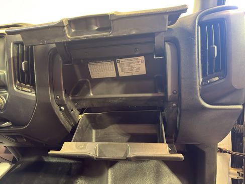 Used 2015 GMC Sierra 3500 4x4 Crew Cab image 23