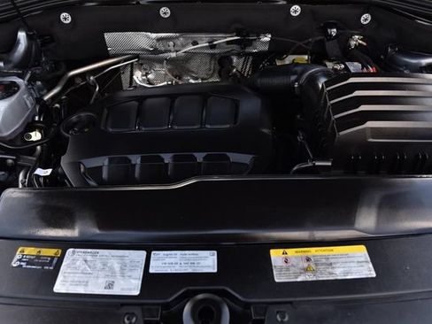 Certified 2025 Volkswagen Atlas SE FWD image 27