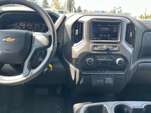 Used 2022 Chevrolet Silverado 1500 Custom image 23