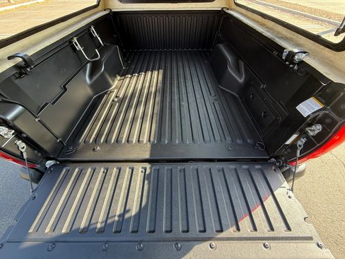 Used 2019 Toyota Tacoma SR RWD image 27