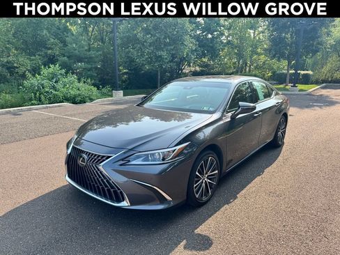 Used 2025 Lexus ES 350 w/ Premium Package FWD image 1