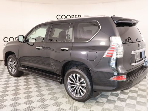 Used 2023 Lexus GX 460 Luxury w/ Accessory Package AWD/4WD image 24