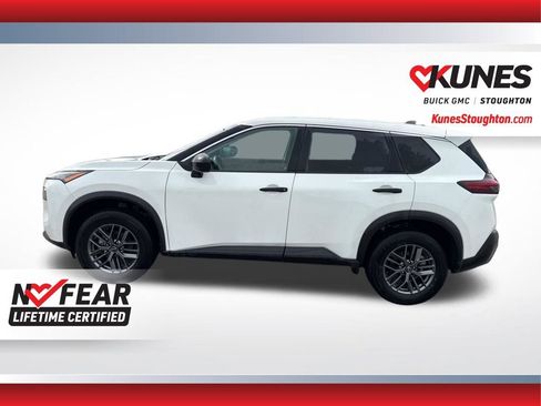 Used 2023 Nissan Rogue S image 8