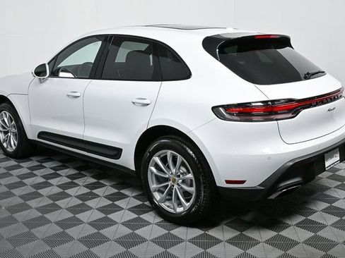 New 2025 Porsche Macan image 3