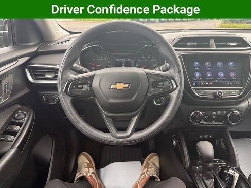 Certified 2023 Chevrolet TrailBlazer LT w/ Convenience Package AWD/4WD image 16