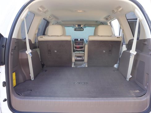 Used 2018 Lexus GX 460 Premium image 17