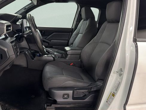 Used 2024 Toyota Tacoma SR RWD image 18