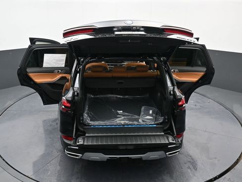 Used 2025 BMW X5 xDrive50e w/ Climate Comfort Package image 45