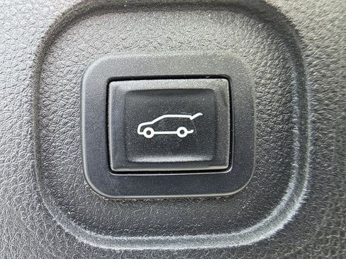 Used 2014 Chevrolet Equinox LTZ image 28