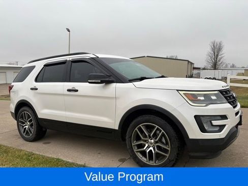 Used 2017 Ford Explorer Sport w/ Equipment Group 401A image 2