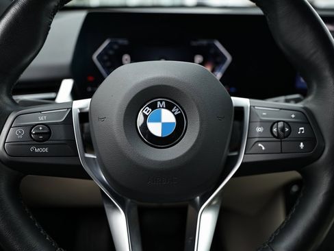 Used 2023 BMW X1 xDrive28i image 33