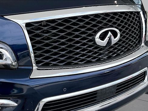 Used 2017 INFINITI QX80 2WD w/ Driver Assistance Package image 29