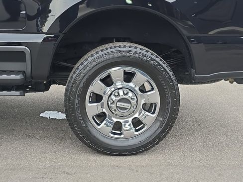 Used 2023 Ford F250 Lariat w/ Tow Technology Package image 35