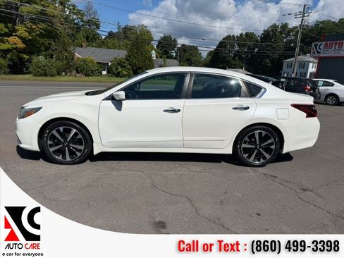 Used 2018 Nissan Altima 2.5 SR FWD image 5