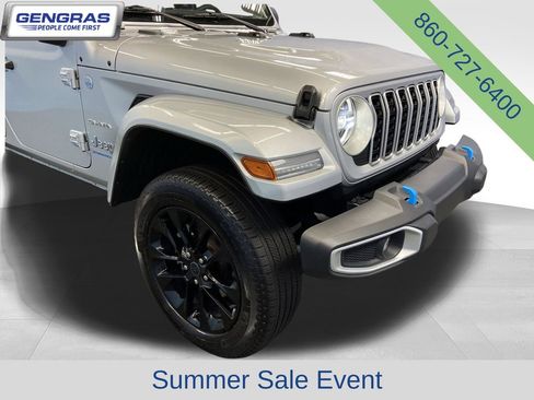 Used 2024 Jeep Wrangler Unlimited Sahara AWD/4WD image 50