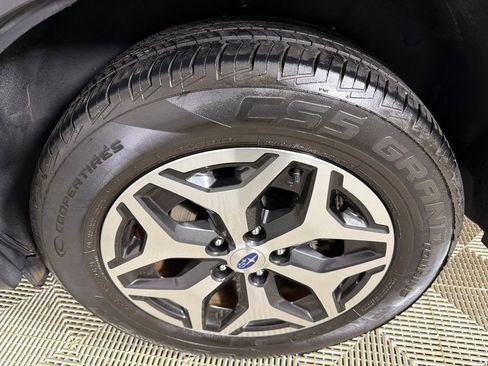 Used 2019 Subaru Forester Premium image 20