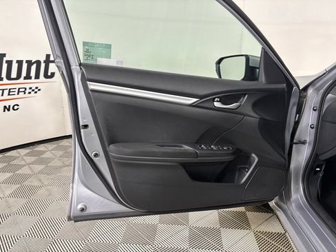 Used 2018 Honda Civic LX image 9