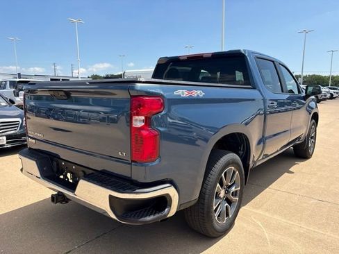 Used 2024 Chevrolet Silverado 1500 LT AWD/4WD image 3