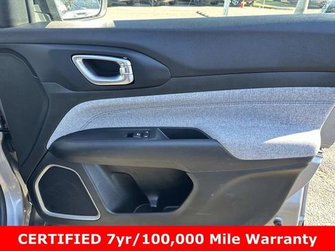 Used 2022 Jeep Compass Latitude w/ Convenience Group image 8