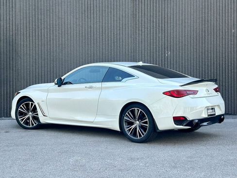Used 2017 INFINITI Q60 3.0t w/ Cargo Package AWD/4WD image 4