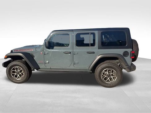 Used 2024 Jeep Wrangler Unlimited Rubicon image 9