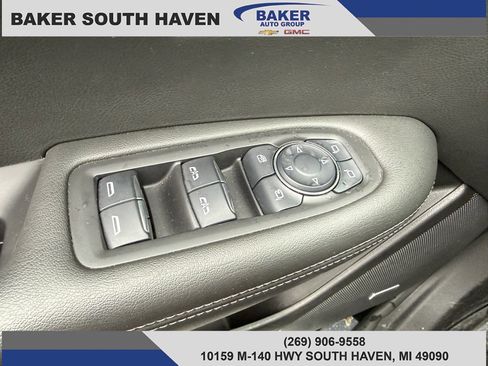 Used 2023 Cadillac XT6 Luxury image 23