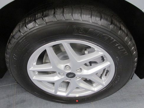 New 2024 Ford Edge SEL w/ Convenience Package image 15