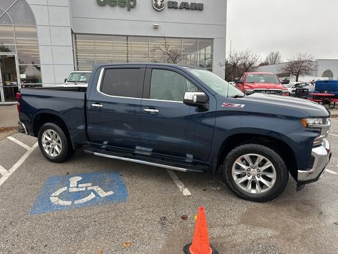 Used 2019 Chevrolet Silverado 1500 LTZ image 43