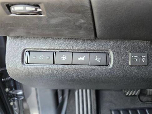 New 2026 Nissan Pathfinder Platinum w/ Accent Package AWD/4WD image 26