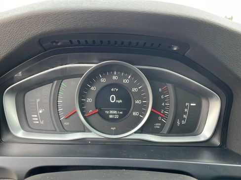 Used 2017 Volvo S60 T5 Dynamic AWD/4WD image 29