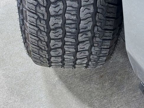 Used 2025 GMC Yukon AT4 Ultimate image 20