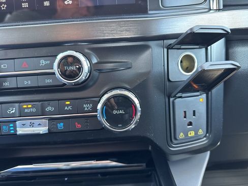 New 2026 Ford F250 Lariat image 41