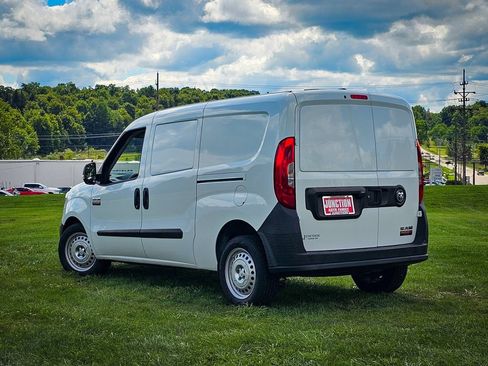 Used 2020 RAM ProMaster City Tradesman FWD image 5