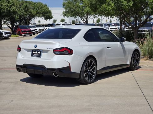 Used 2024 BMW 230i Coupe w/ Premium Package RWD image 4