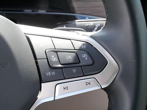 Certified 2025 Volkswagen Atlas SEL Premium R-Line AWD/4WD image 25