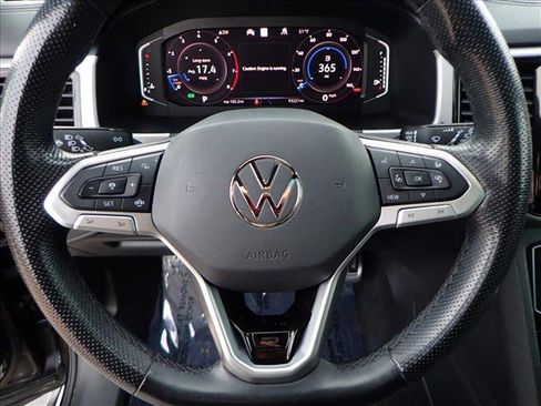 Used 2020 Volkswagen Atlas Cross Sport SEL Premium R-Line image 17