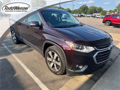 Used 2021 Chevrolet Traverse LT w/ LT Premium Package