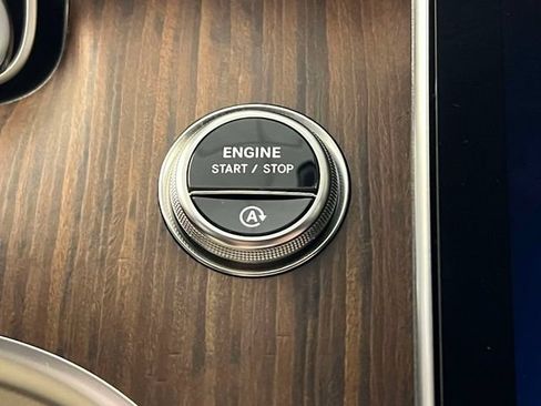 Certified 2026 Mercedes-Benz C 300 4MATIC Sedan image 29