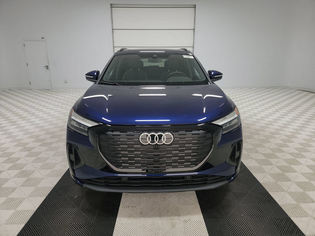 Used 2023 Audi Q4 e-tron Premium Plus w/ Premium Plus AWD/4WD image 2