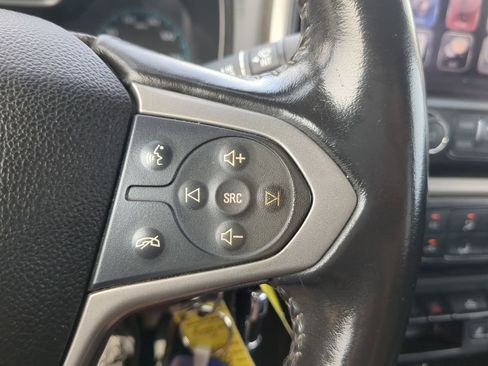 Used 2015 Chevrolet Colorado Z71 image 24