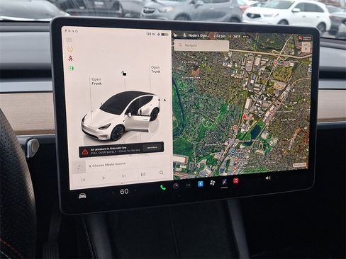Used 2023 Tesla Model Y Long Range image 19