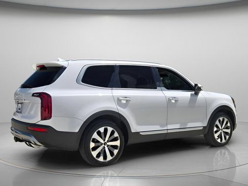 Used 2022 Kia Telluride S FWD image 6