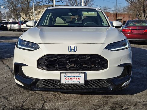 Certified 2023 Honda HR-V EX-L image 2