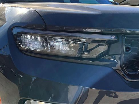 New 2025 Jeep Grand Cherokee Limited w/ Black Appearance Package image 14