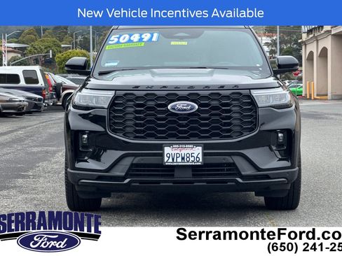 Used 2026 Ford Explorer ST-Line w/ ST-Line Street Pack AWD/4WD image 10