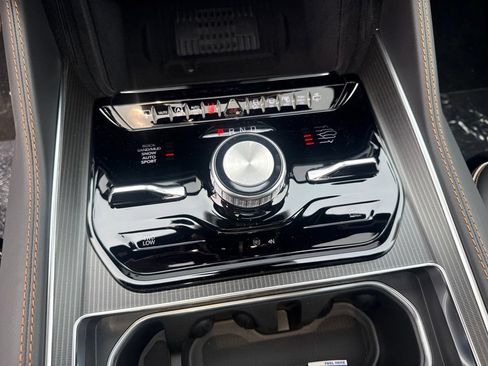 New 2026 Jeep Grand Wagoneer Summit AWD/4WD image 14