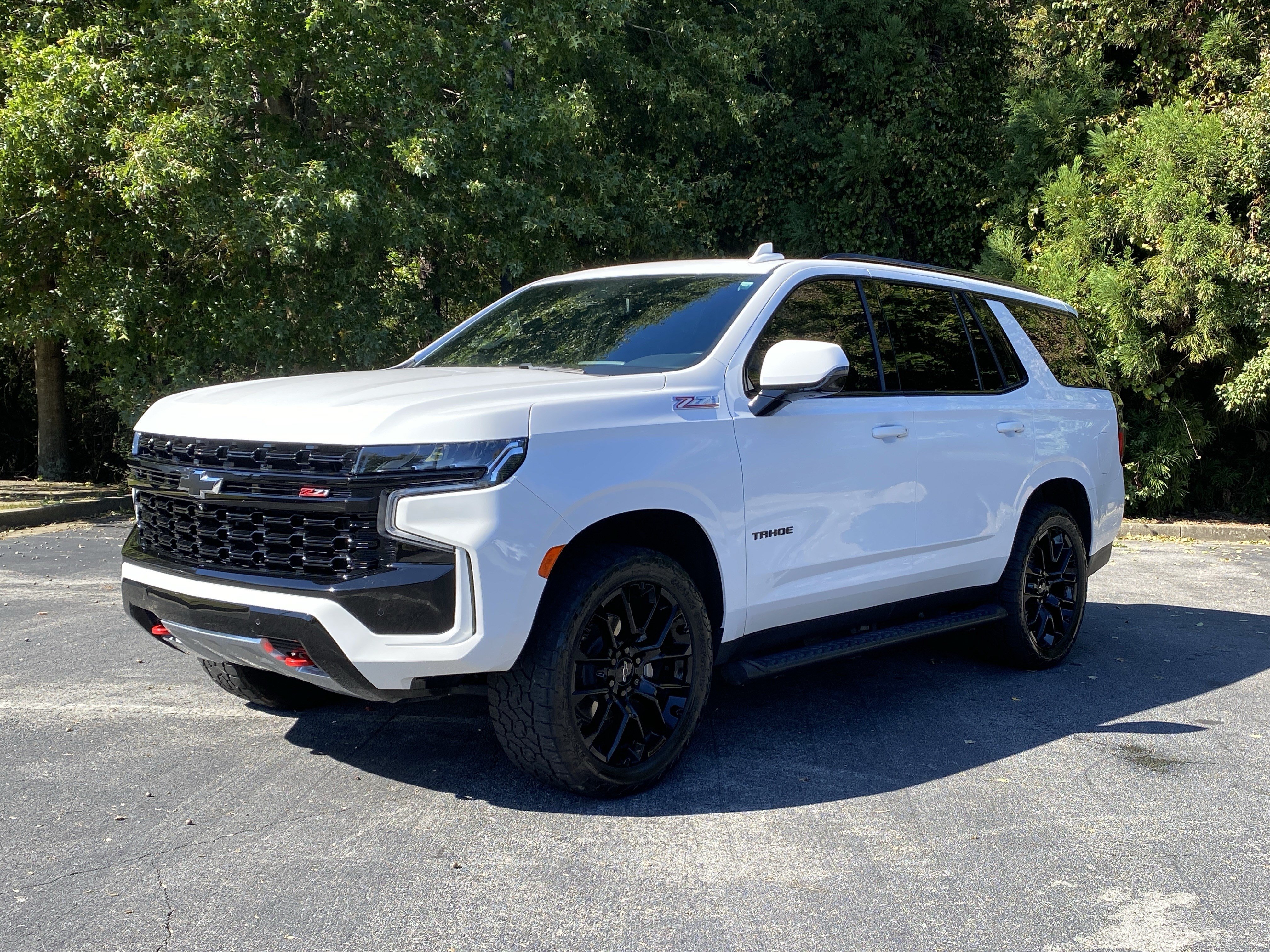 Used 2023 Chevrolet Tahoe Z71 w/ Luxury Package AWD/4WD image 5
