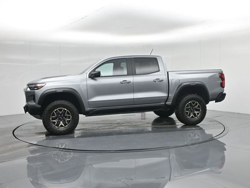 Used 2024 Chevrolet Colorado ZR2 w/ Technology Package image 31